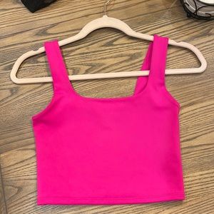 Express Body Contour Crop